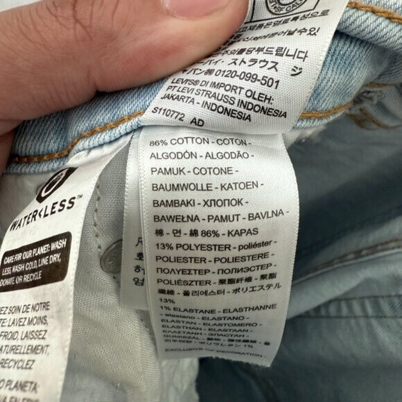 Levis Jeans Womens 32x33 Blue Light Wash Ribcage Boot Stretch High Rise - Picture 5 of 16